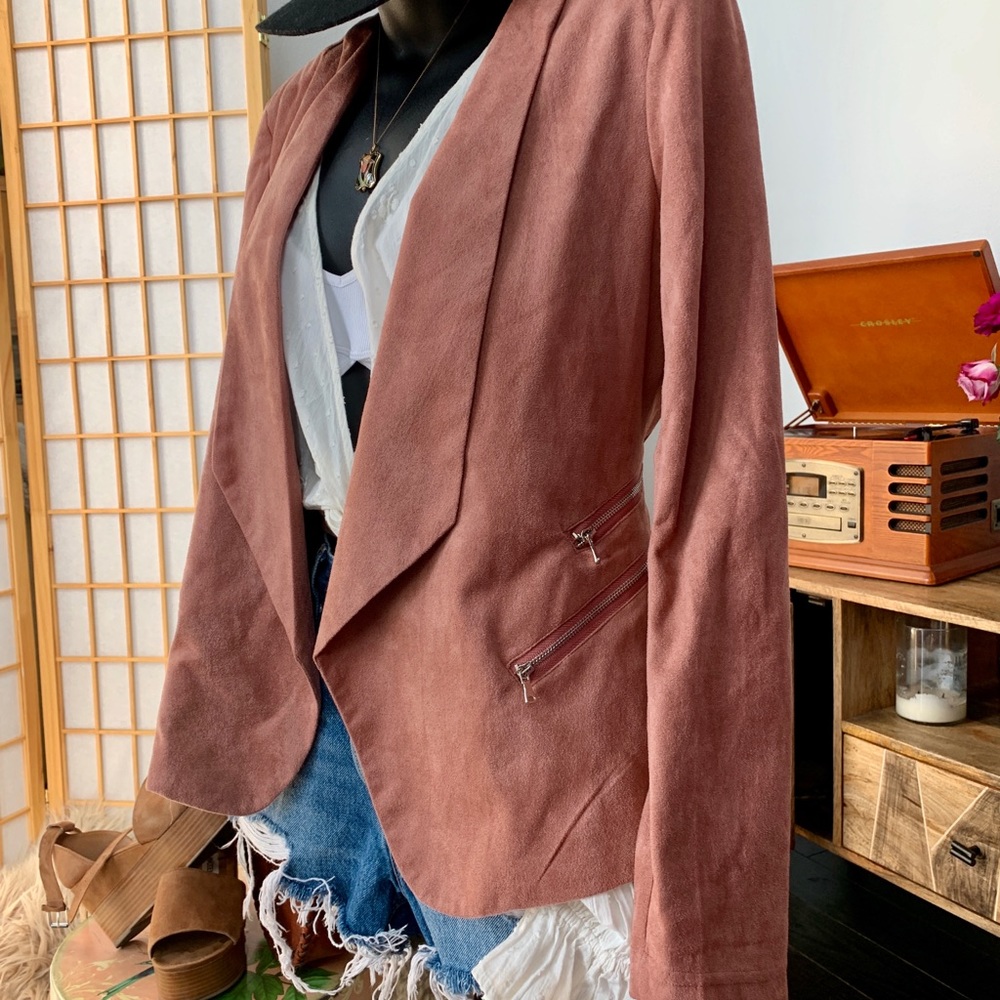 Cute blazer/jacket - Dress up or Down!